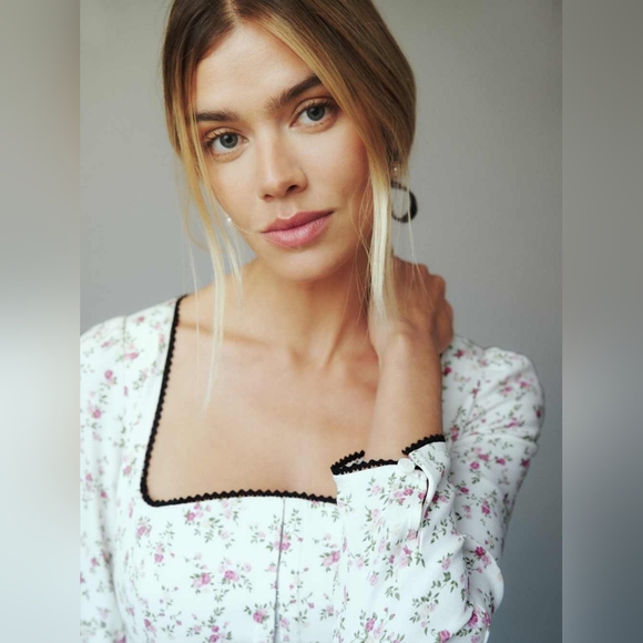 NWT Reformation Floral Chaylyn Long Sleeve Midi Dress - Size 4 - Picture 3 of 11